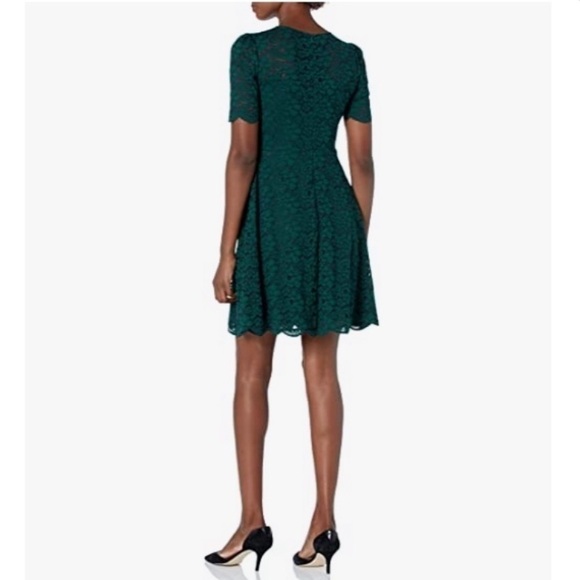 LARK & RO Deep Green Fit and Flare Crew Neck Sheath Stretch Lace Mini Dress - Picture 2 of 16